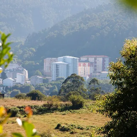 With 2 Bedrooms In With Wonderful Mountain View Enclosed Garden And Wifi 2 Km From The Beach Apartment Viveiro