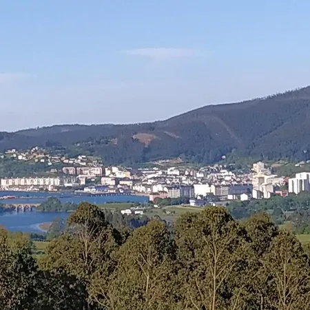 With 2 Bedrooms In With Wonderful Mountain View Enclosed Garden And Wifi 2 Km From The Beach * Viveiro