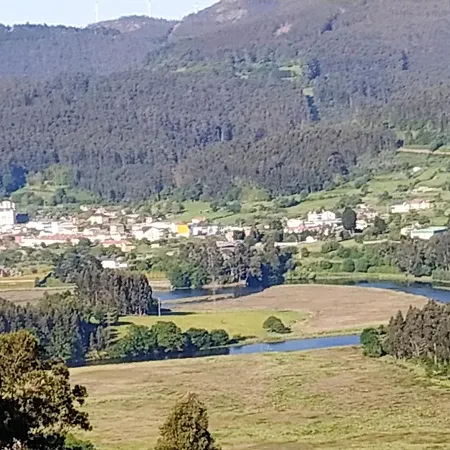 Apartment With 2 Bedrooms In With Wonderful Mountain View Enclosed Garden And Wifi 2 Km From The Beach *